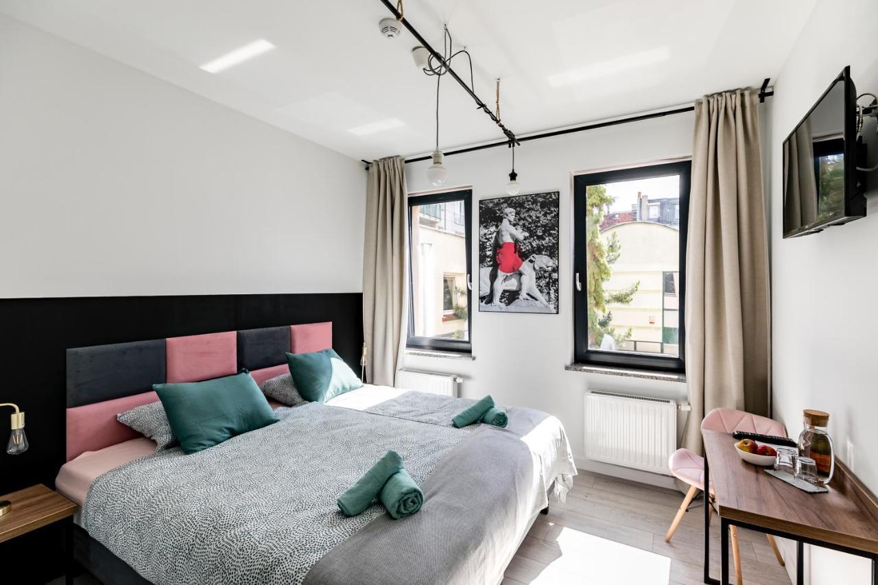 Cooltour Aparthotel Poznań Buitenkant foto